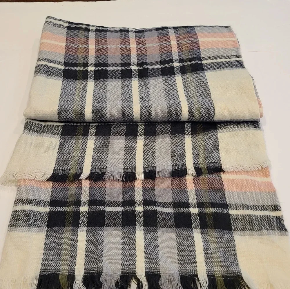 Look women scarf